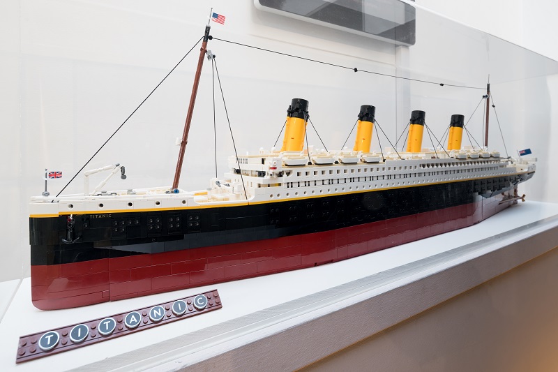 Scale model of RMS Titanic LEGO model
