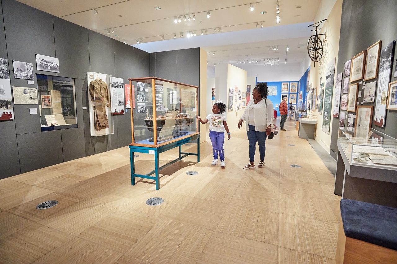 Woman and child in Southampton Stories at War Exhibit