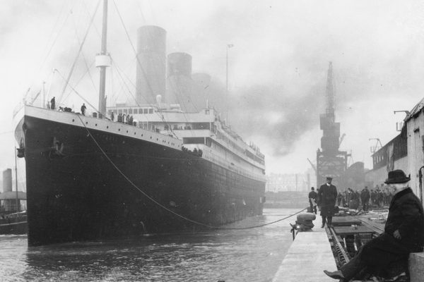 Titanic black and white photo 