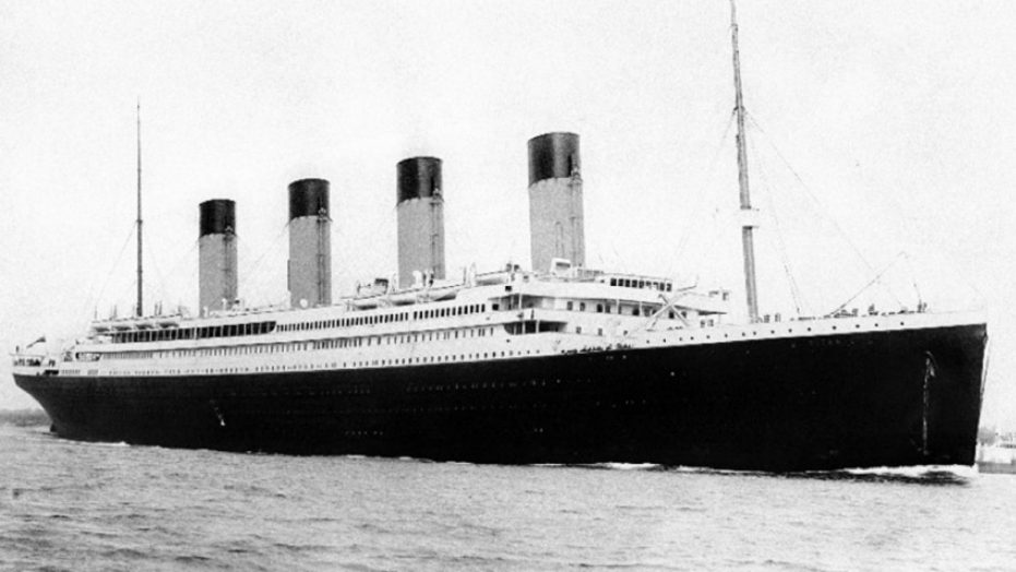Black and white photo of Titanic